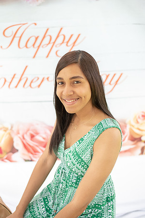 MOM_6194