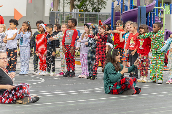 ljschoolxmas2023-9