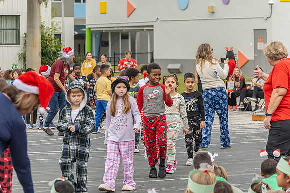 ljschoolxmas2023-11