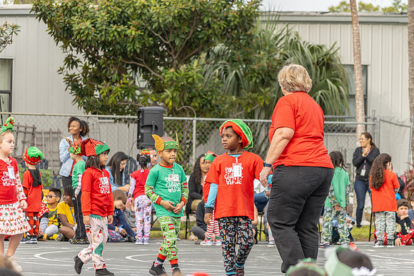 ljschoolxmas2023-18